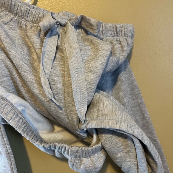 Gray 2 piece - Picture 6 of 6